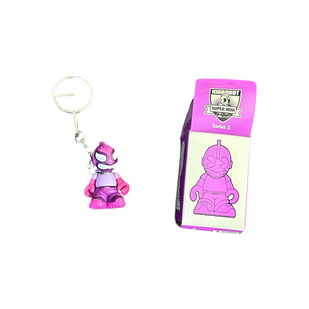 Kidrobot Supermini Keychain Series 3 2007 "Lucha " Purple Luchador Bag Charm